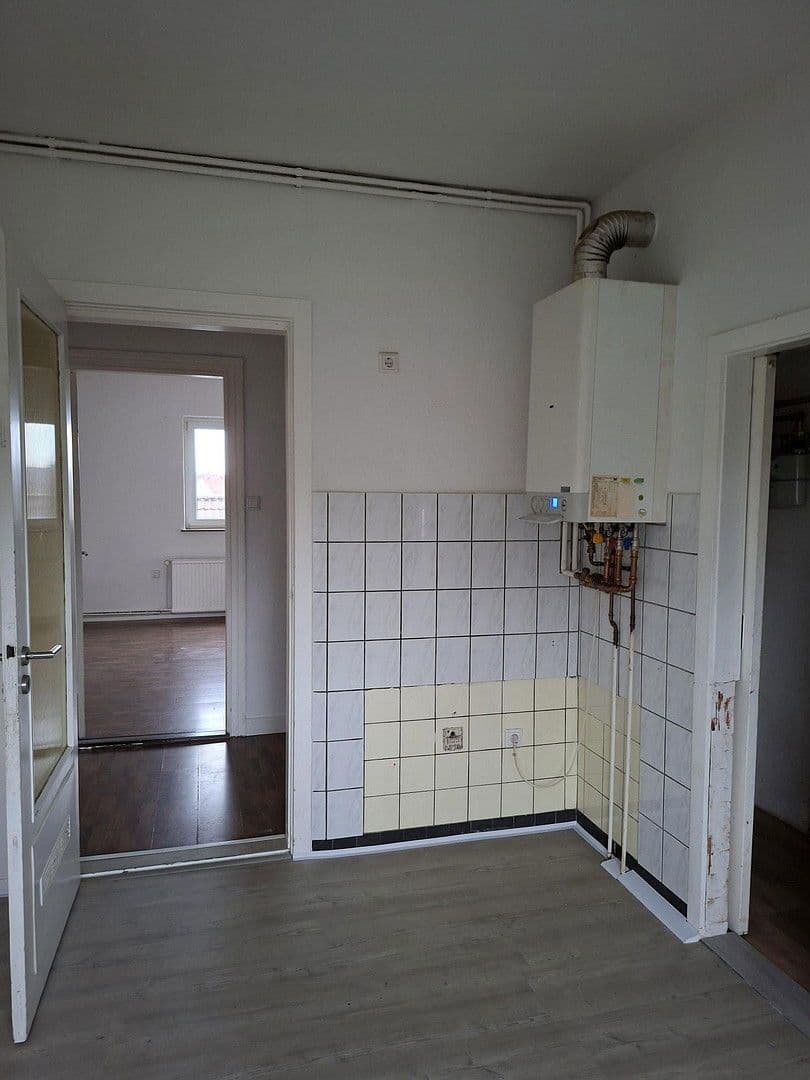 Pronájem bytu 4+1 75 m², Radellstraße 15, Bremerhaven, Bremen Pronájem bytu 4+1 75 m², Radellstraße 15, Bremerhaven, Bremen