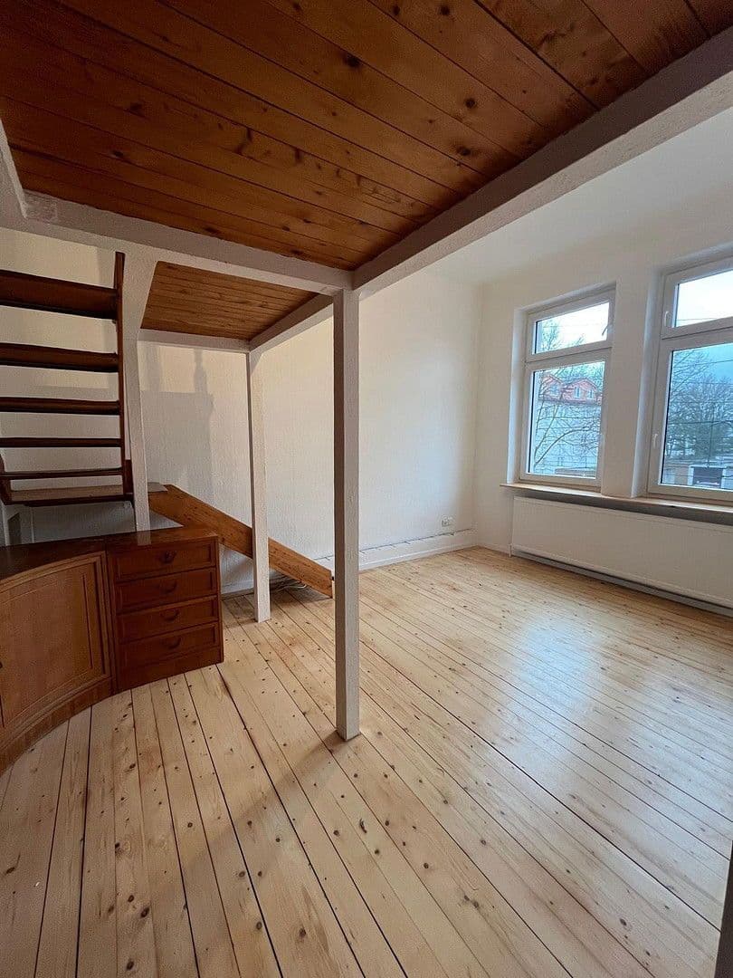 Pronájem bytu 2+1 34 m², Hattinger Str. 915, Bochum, Severní Porýní-Vestfálsko Pronájem bytu 2+1 34 m², Hattinger Str. 915, Bochum, Severní Porýní-Vestfálsko