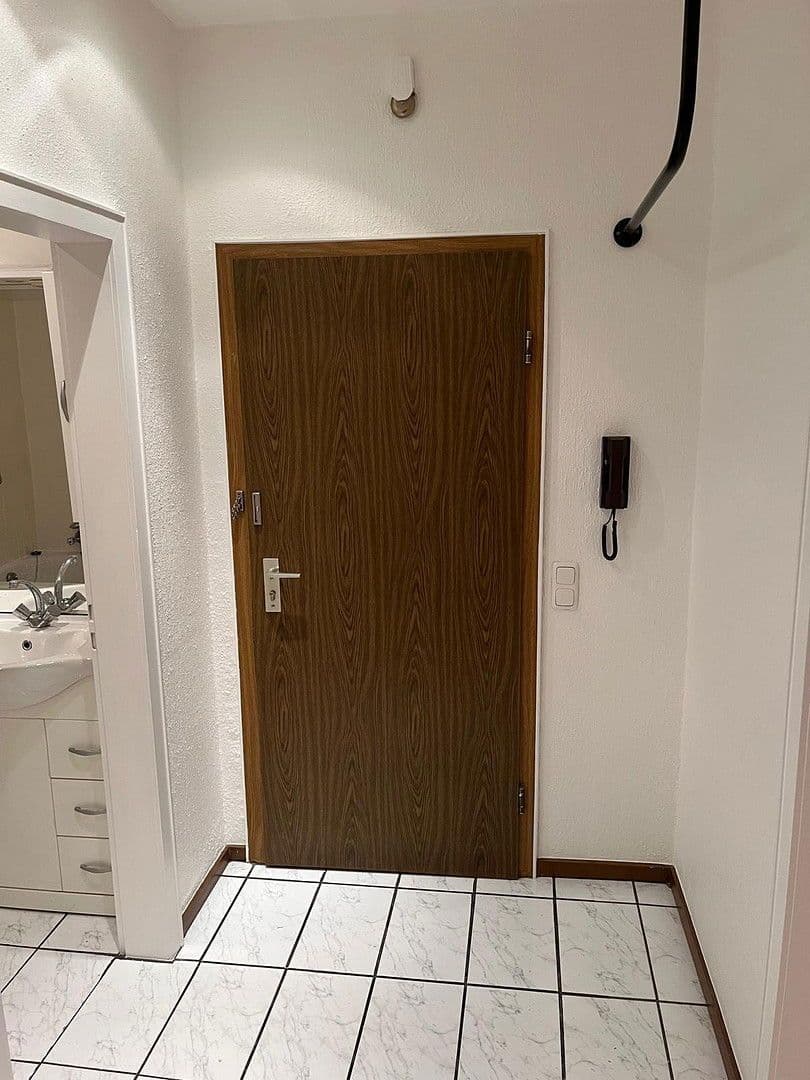 Pronájem bytu 2+1 34 m², Hattinger Str. 915, Bochum, Severní Porýní-Vestfálsko Pronájem bytu 2+1 34 m², Hattinger Str. 915, Bochum, Severní Porýní-Vestfálsko