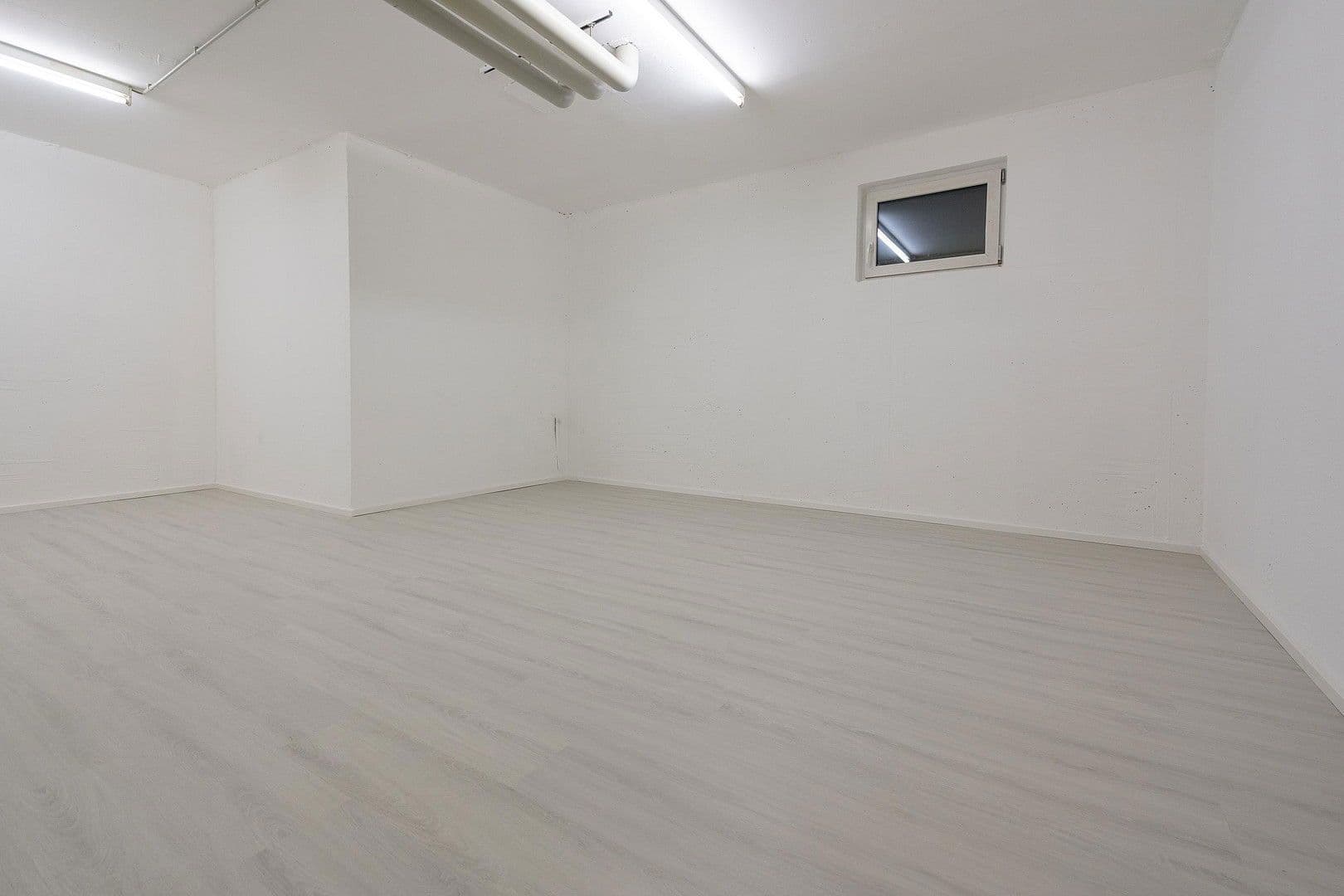 Pronájem bytu 2+kk 74 m², Hochdorfer Straße 24, Ludwigsburg, Bádensko-Württembersko Pronájem bytu 2+kk 74 m², Hochdorfer Straße 24, Ludwigsburg, Bádensko-Württembersko