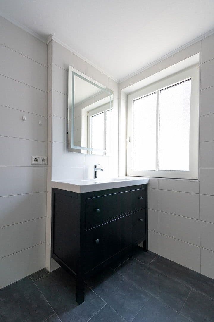 Pronájem bytu 2+kk 74 m², Hochdorfer Straße 24, Ludwigsburg, Bádensko-Württembersko Pronájem bytu 2+kk 74 m², Hochdorfer Straße 24, Ludwigsburg, Bádensko-Württembersko