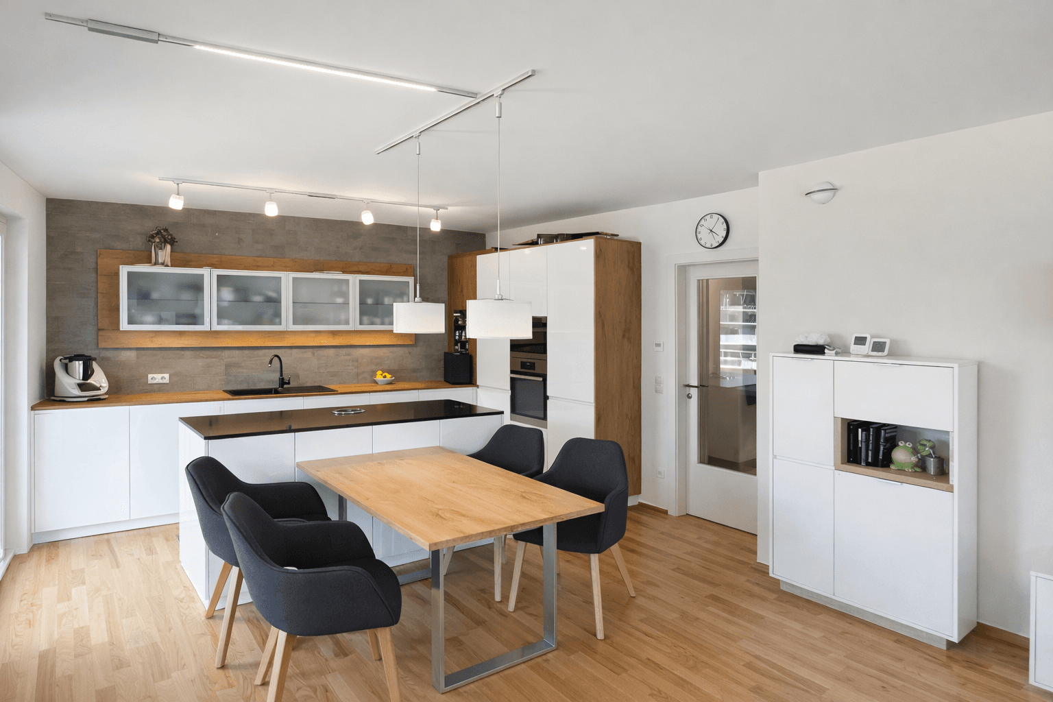 Prodej bytu 3+1 77 m², Olga-Rudel-Zeynek-Gasse 23, Top 25, Graz, Štýrsko Prodej bytu 3+1 77 m², Olga-Rudel-Zeynek-Gasse 23, Top 25, Graz, Štýrsko