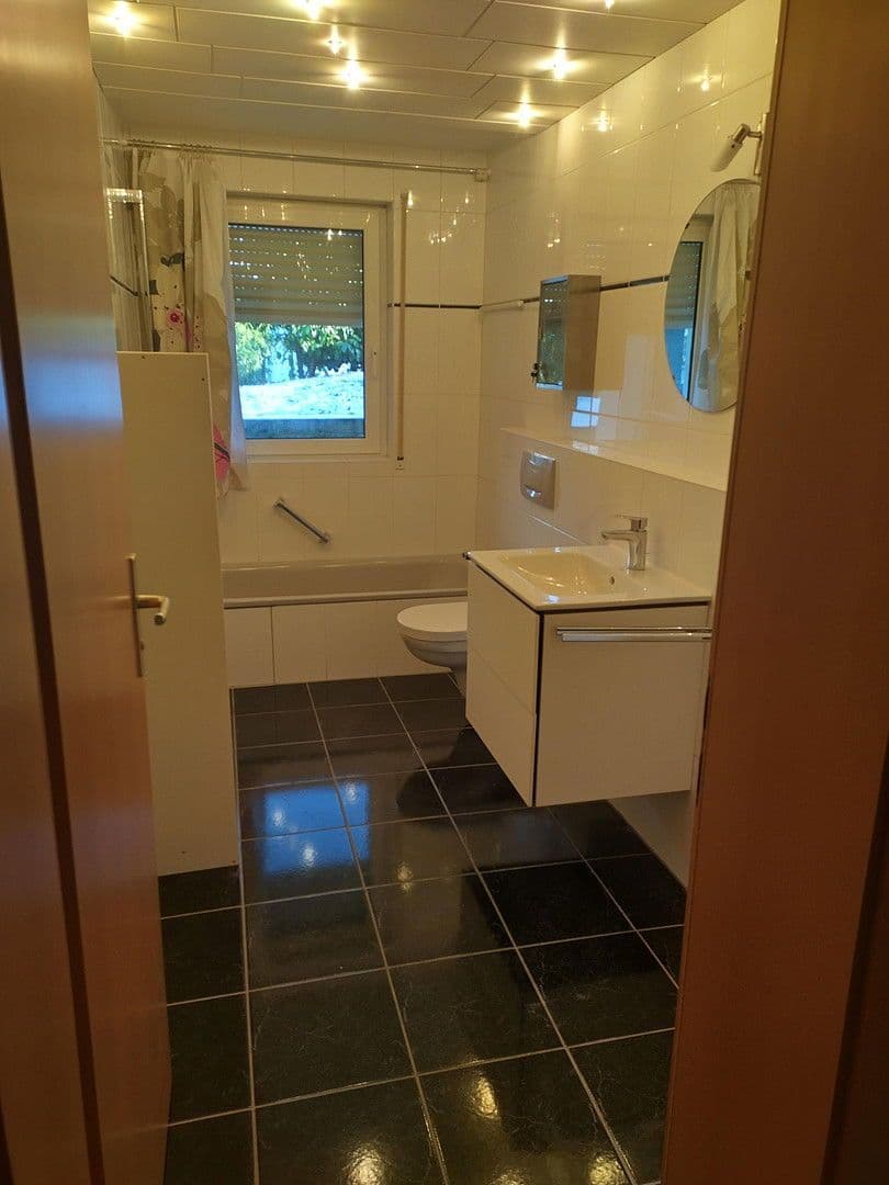 Prodej bytu 4+kk 110 m², Stuttgart, Bádensko-Württembersko Prodej bytu 4+kk 110 m², Stuttgart, Bádensko-Württembersko