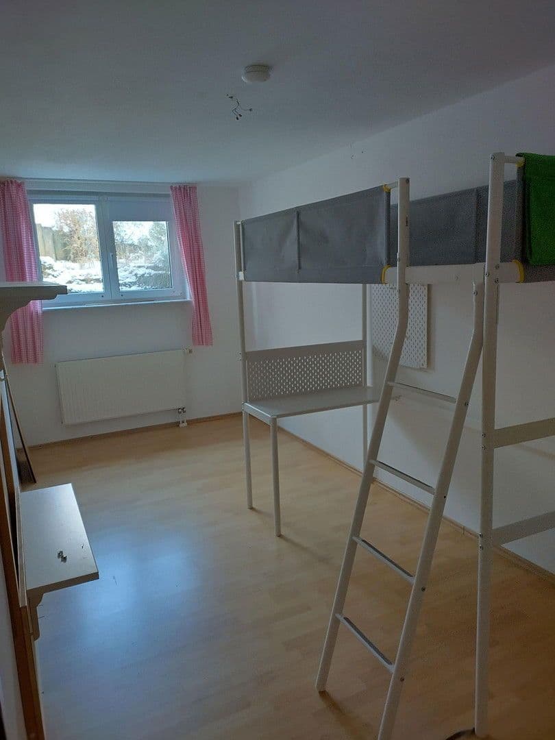 Prodej bytu 4+kk 110 m², Stuttgart, Bádensko-Württembersko Prodej bytu 4+kk 110 m², Stuttgart, Bádensko-Württembersko