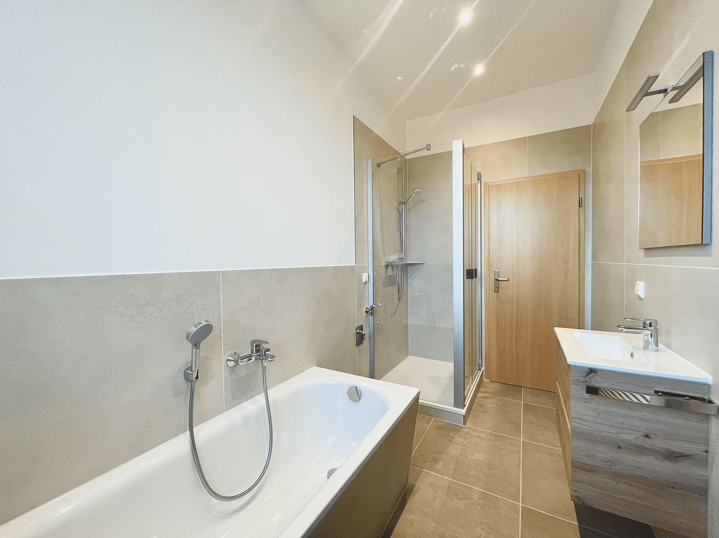 Pronájem bytu 3+1 79 m², Wechselburger Str. 4, Chemnitz, Sasko Pronájem bytu 3+1 79 m², Wechselburger Str. 4, Chemnitz, Sasko