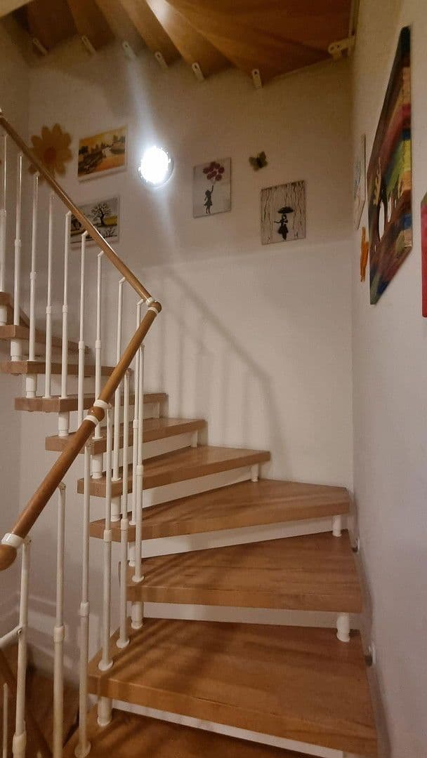 Prodej domu 150 m², pozemek 201 m², Händelstraße 1, Feldkirchen, Bavorsko Prodej domu 150 m², pozemek 201 m², Händelstraße 1, Feldkirchen, Bavorsko