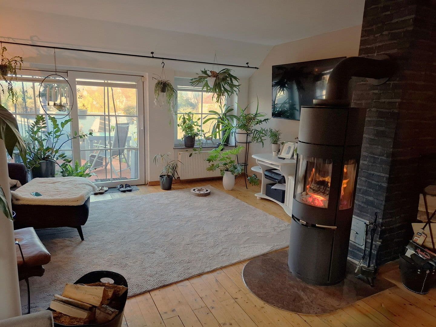 Pronájem bytu 4+1 148 m², Rinteln, Dolní Sasko Pronájem bytu 4+1 148 m², Rinteln, Dolní Sasko