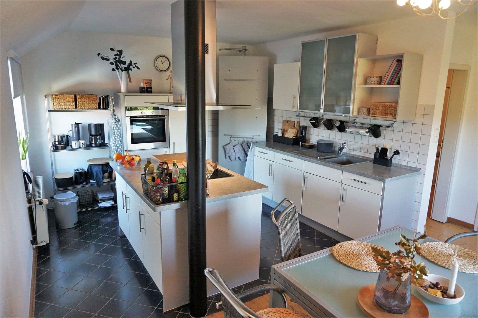 Pronájem bytu 4+1 148 m², Rinteln, Dolní Sasko Pronájem bytu 4+1 148 m², Rinteln, Dolní Sasko