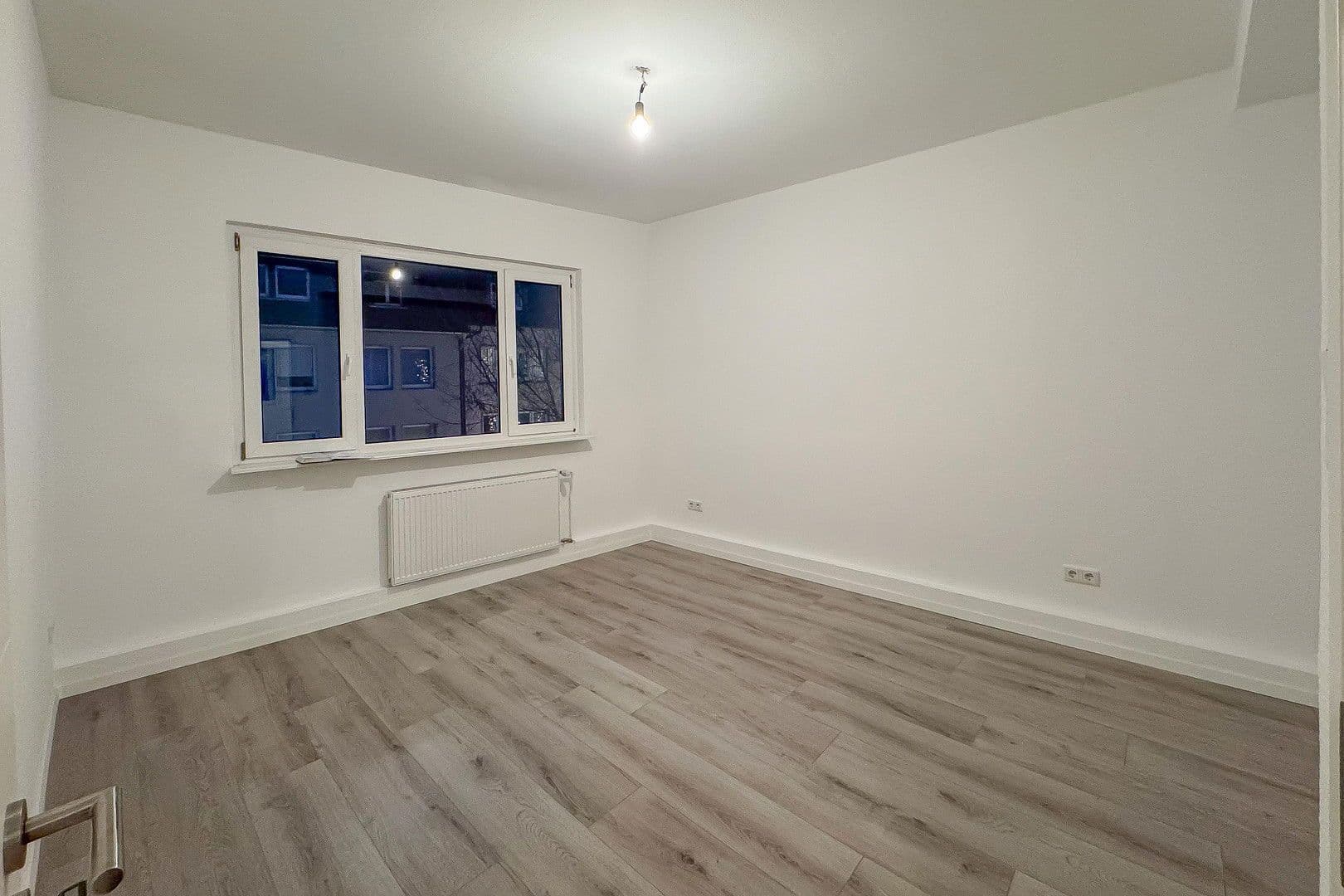 Pronájem bytu 2+1 62 m², Ruhrstraße 19, Witten, Severní Porýní-Vestfálsko Pronájem bytu 2+1 62 m², Ruhrstraße 19, Witten, Severní Porýní-Vestfálsko