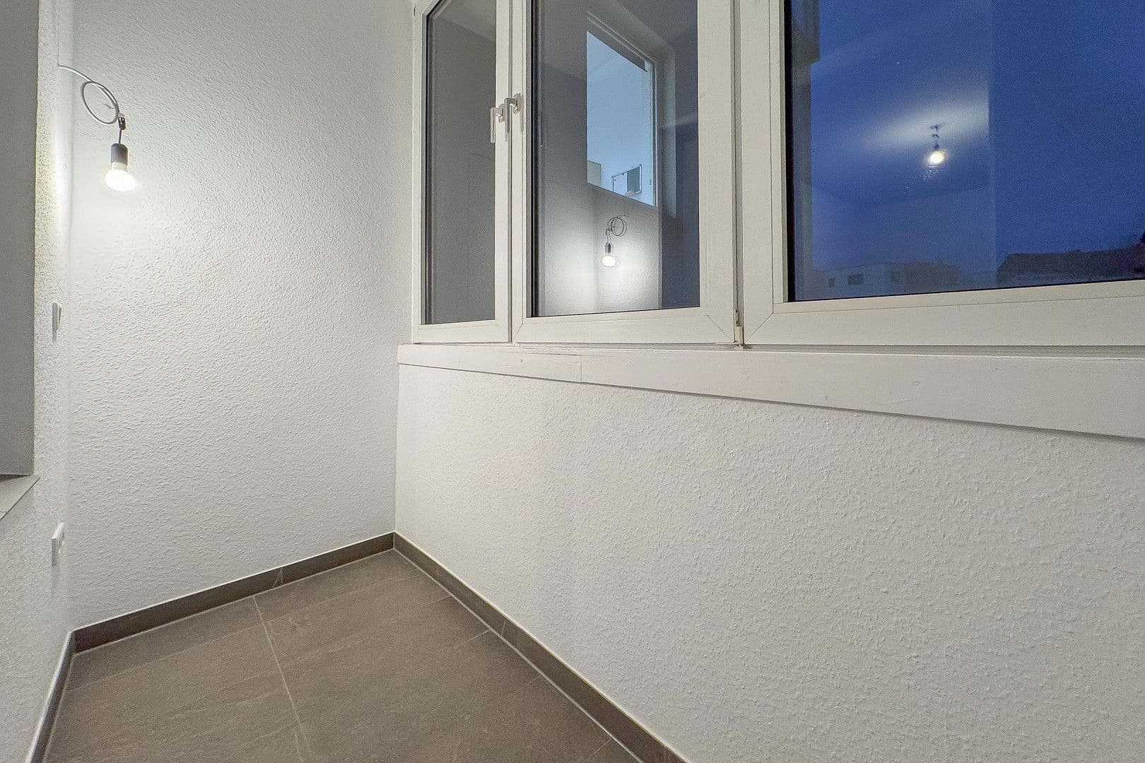 Pronájem bytu 2+1 62 m², Ruhrstraße 19, Witten, Severní Porýní-Vestfálsko Pronájem bytu 2+1 62 m², Ruhrstraße 19, Witten, Severní Porýní-Vestfálsko
