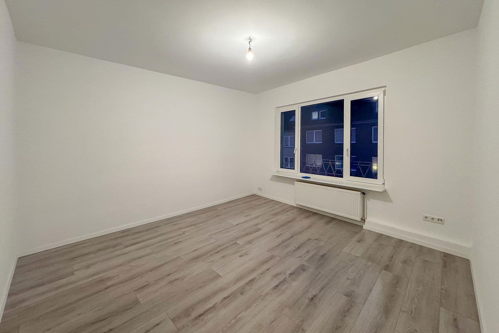 Pronájem bytu 2+1 62 m², Ruhrstraße 19, Witten, Severní Porýní-Vestfálsko Pronájem bytu 2+1 62 m², Ruhrstraße 19, Witten, Severní Porýní-Vestfálsko