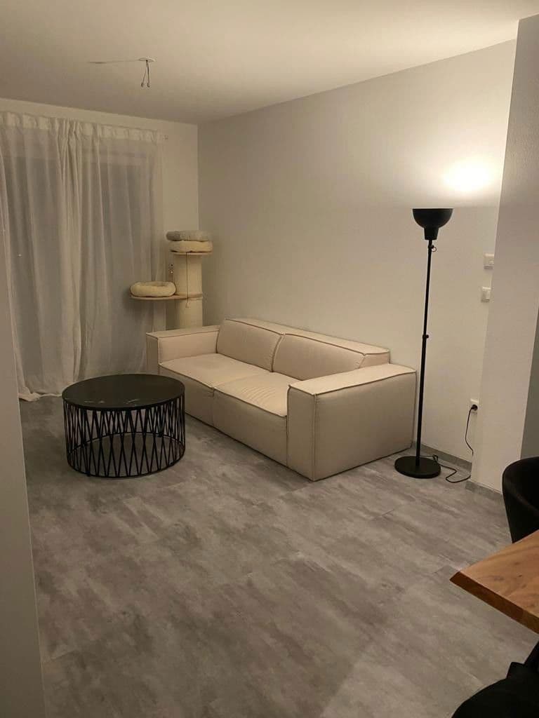 Pronájem bytu 2+1 55 m², Inniinngerstr 10, Augsburg, Bavorsko Pronájem bytu 2+1 55 m², Inniinngerstr 10, Augsburg, Bavorsko