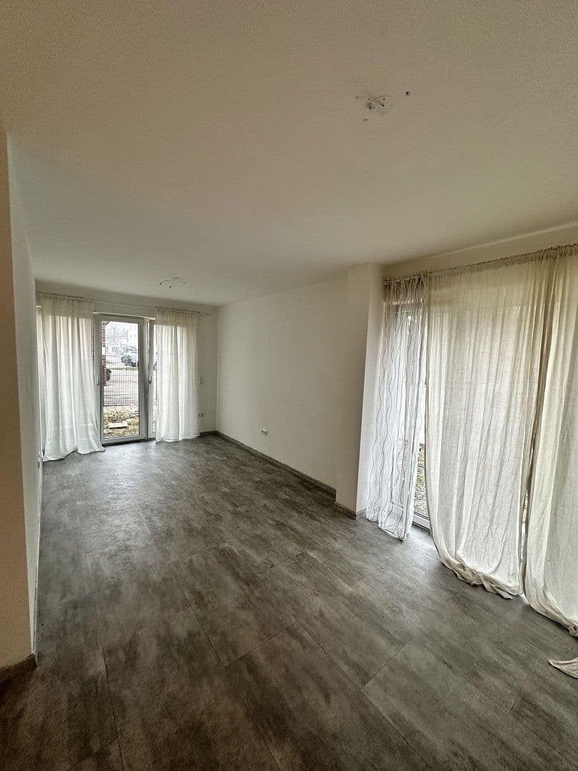 Pronájem bytu 2+1 55 m², Inniinngerstr 10, Augsburg, Bavorsko Pronájem bytu 2+1 55 m², Inniinngerstr 10, Augsburg, Bavorsko