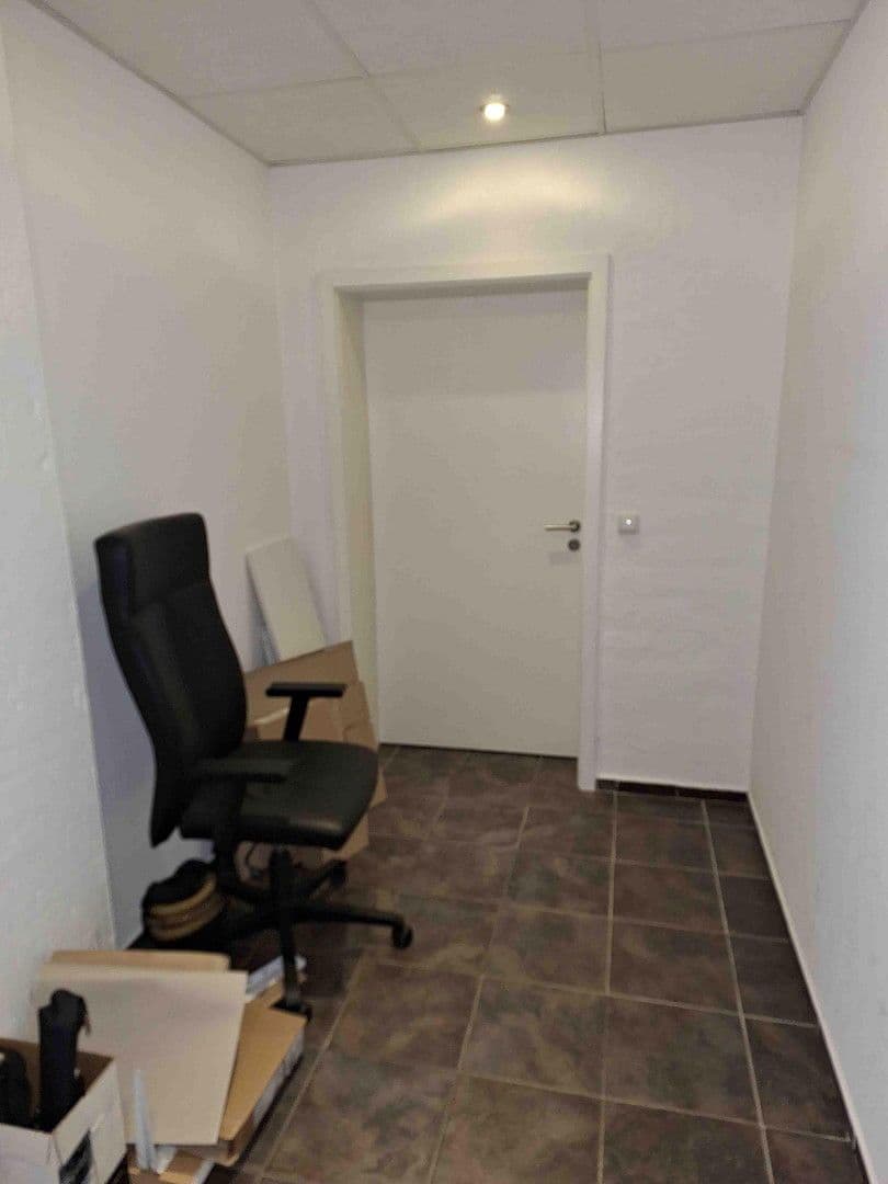 Pronájem kanceláře 124 m², Hauptstr. 21, Idstein, Hessen Pronájem kanceláře 124 m², Hauptstr. 21, Idstein, Hessen