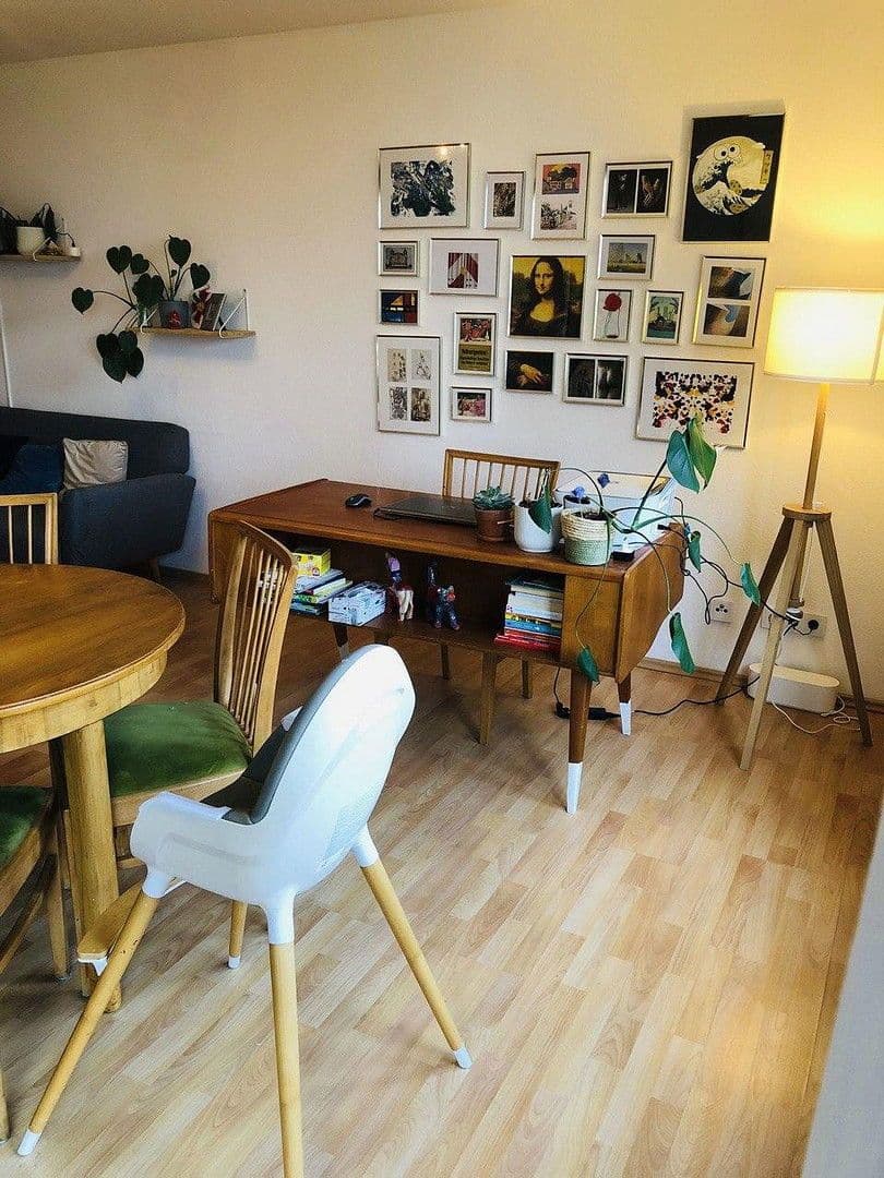 Pronájem bytu 3+1 90 m², Berlin, Berlín Pronájem bytu 3+1 90 m², Berlin, Berlín