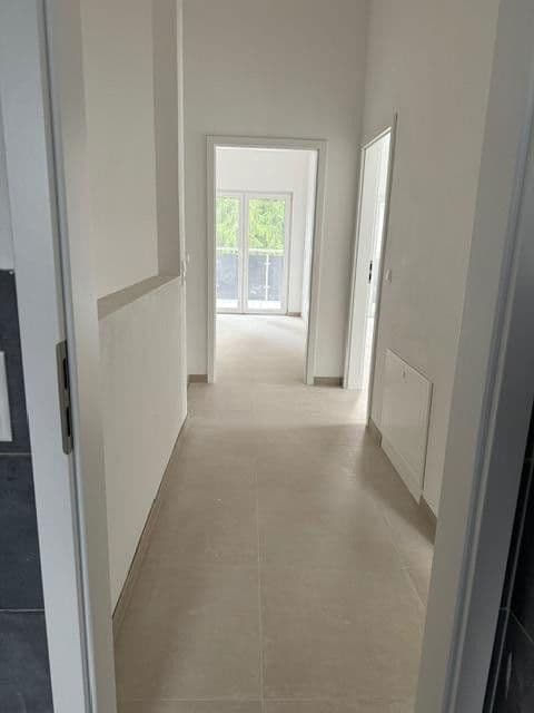 Prodej domu 166 m², pozemek 280 m², Graf-Stauffenberg-Ring 83, Bad Homburg vor der Höhe, Hessen Prodej domu 166 m², pozemek 280 m², Graf-Stauffenberg-Ring 83, Bad Homburg vor der Höhe, Hessen