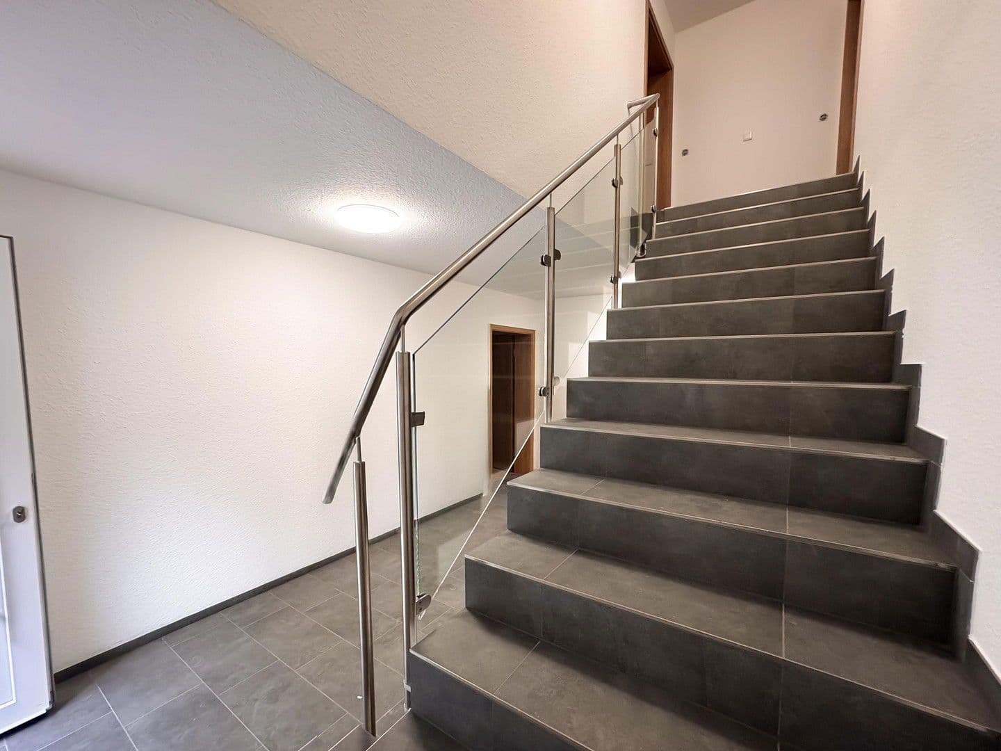 Pronájem bytu 2+1 74 m², Hauptstr. 27, Groß Rheide, Šlesvicko-Holštýnsko Pronájem bytu 2+1 74 m², Hauptstr. 27, Groß Rheide, Šlesvicko-Holštýnsko