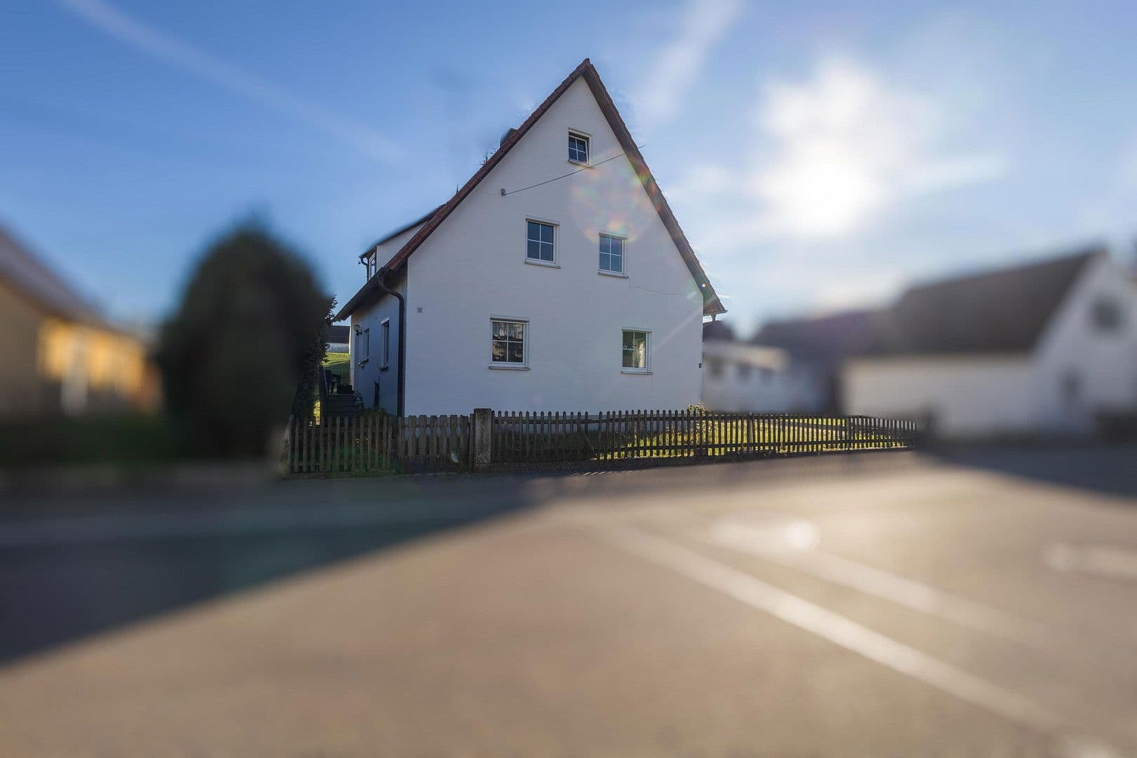 Prodej domu 118 m², pozemek 1.157 m², Ichenhausen, Bavorsko Prodej domu 118 m², pozemek 1.157 m², Ichenhausen, Bavorsko