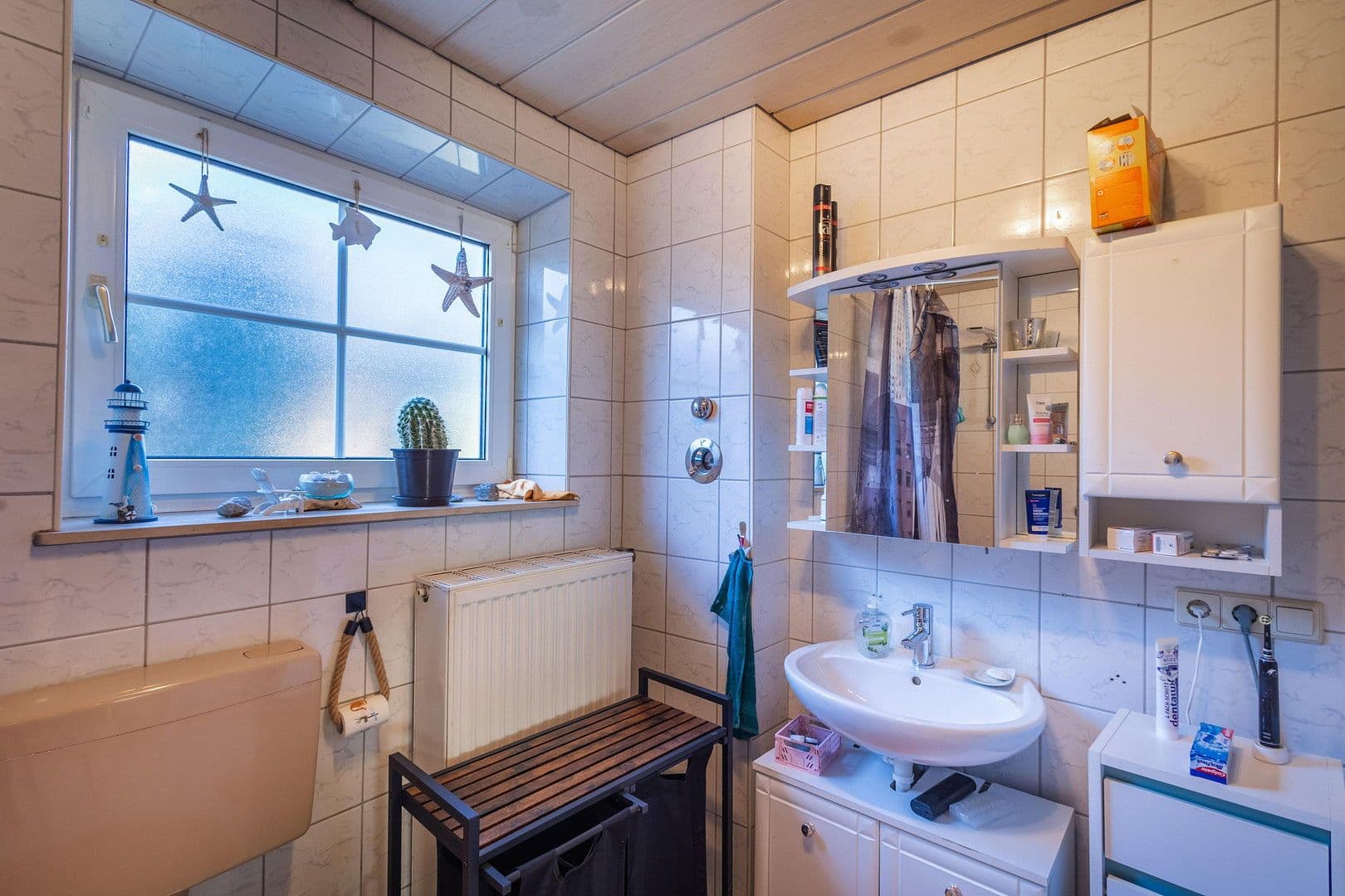 Prodej domu 118 m², pozemek 1.157 m², Ichenhausen, Bavorsko Prodej domu 118 m², pozemek 1.157 m², Ichenhausen, Bavorsko