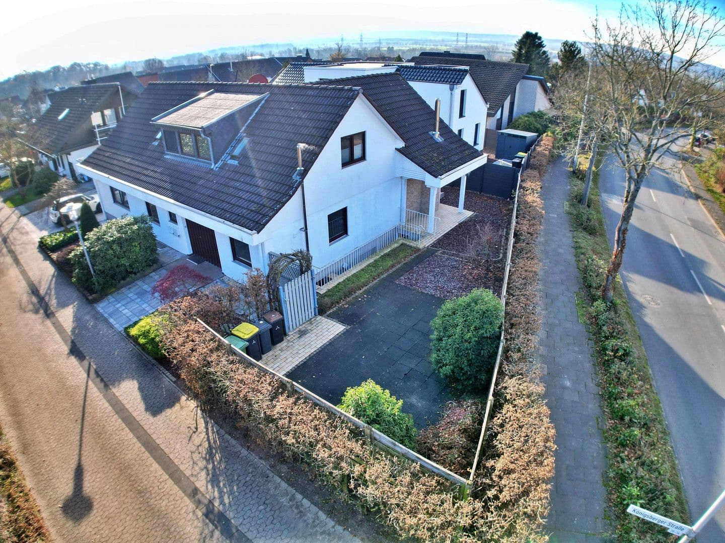 Prodej domu 220 m², pozemek 487 m², Königsberger Str. 16, Meckenheim, Severní Porýní-Vestfálsko Prodej domu 220 m², pozemek 487 m², Königsberger Str. 16, Meckenheim, Severní Porýní-Vestfálsko