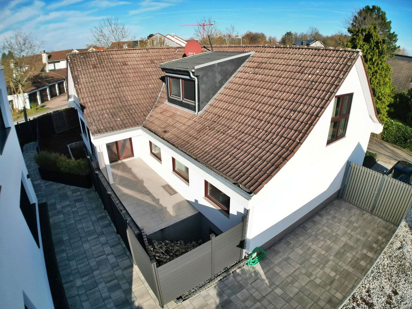 Prodej domu 220 m², pozemek 487 m², Königsberger Str. 16, Meckenheim, Severní Porýní-Vestfálsko Prodej domu 220 m², pozemek 487 m², Königsberger Str. 16, Meckenheim, Severní Porýní-Vestfálsko
