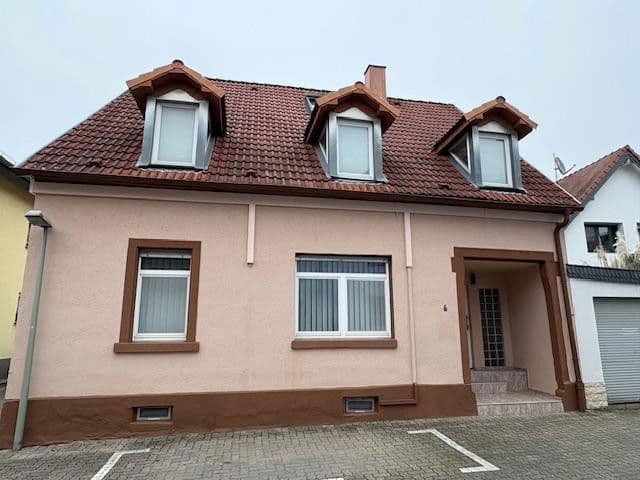 Prodej domu 157 m², pozemek 101 m², Karlsruhe, Bádensko-Württembersko Prodej domu 157 m², pozemek 101 m², Karlsruhe, Bádensko-Württembersko