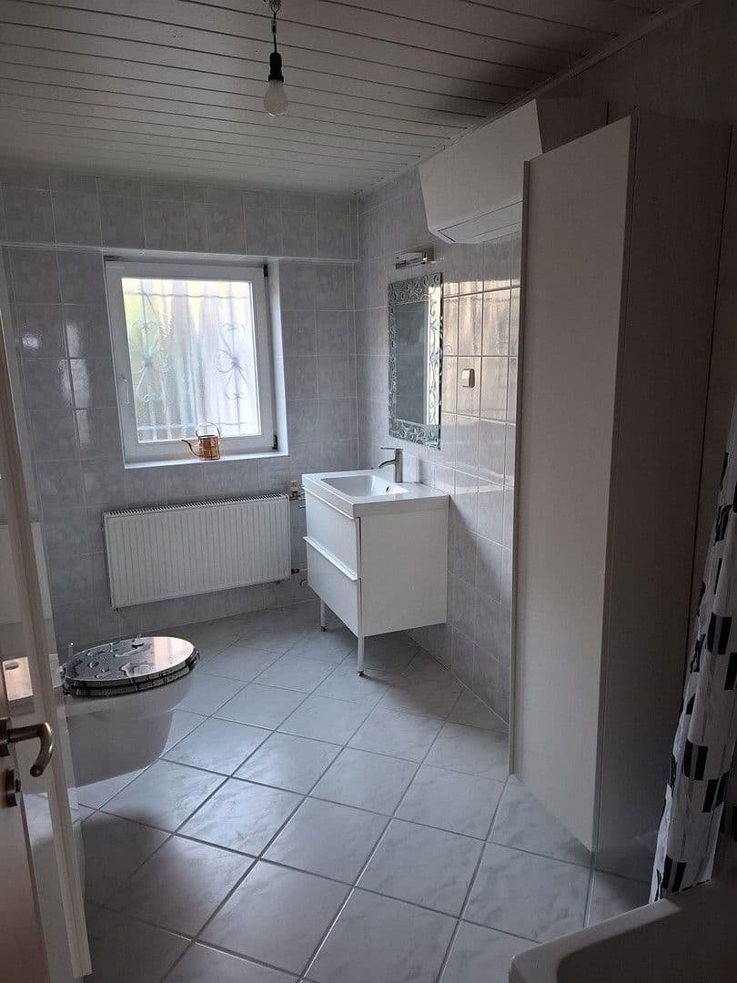 Prodej domu 157 m², pozemek 101 m², Karlsruhe, Bádensko-Württembersko Prodej domu 157 m², pozemek 101 m², Karlsruhe, Bádensko-Württembersko