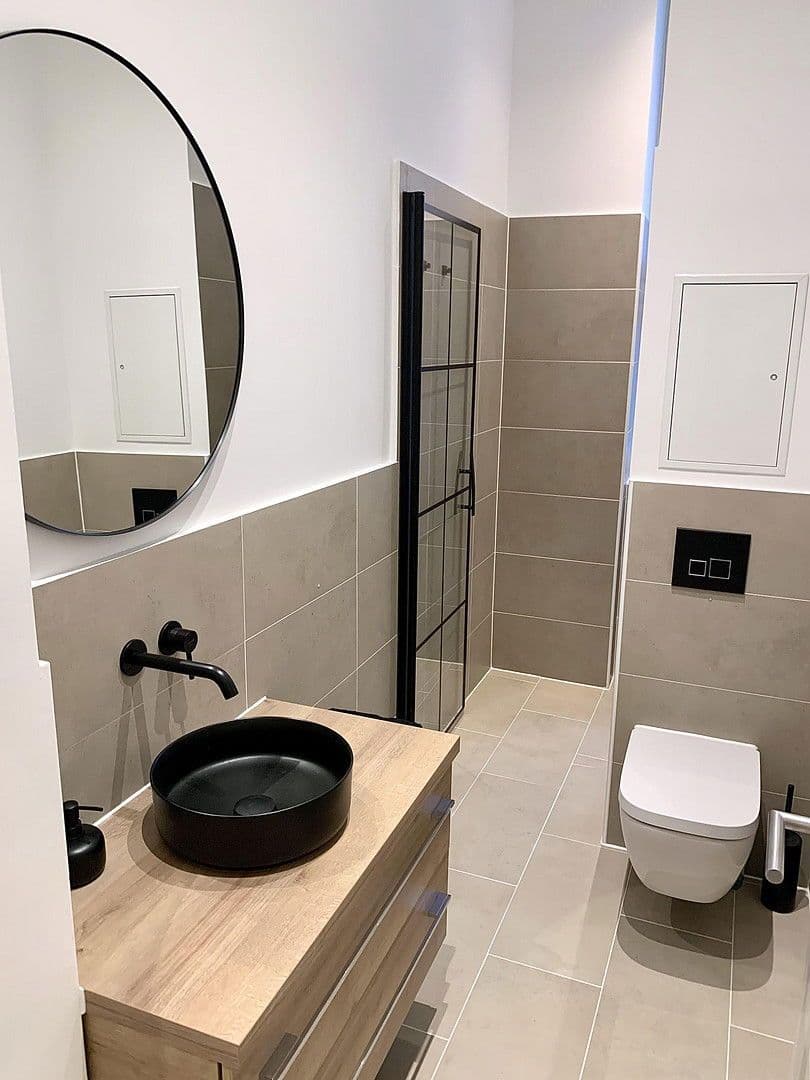 Pronájem bytu 2+1 50 m², Leonhardtstr. 7, Berlin, Berlín Pronájem bytu 2+1 50 m², Leonhardtstr. 7, Berlin, Berlín