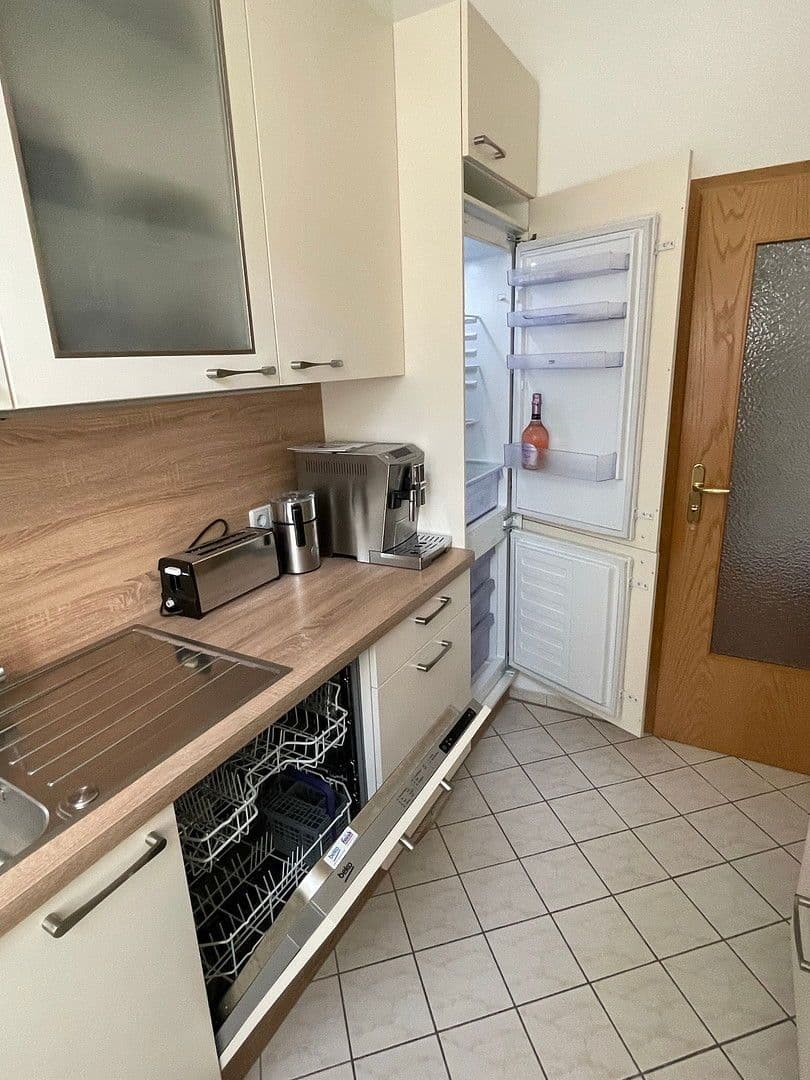 Pronájem bytu 2+1 60 m², Altendorfer Straße 14, Chemnitz, Sasko Pronájem bytu 2+1 60 m², Altendorfer Straße 14, Chemnitz, Sasko