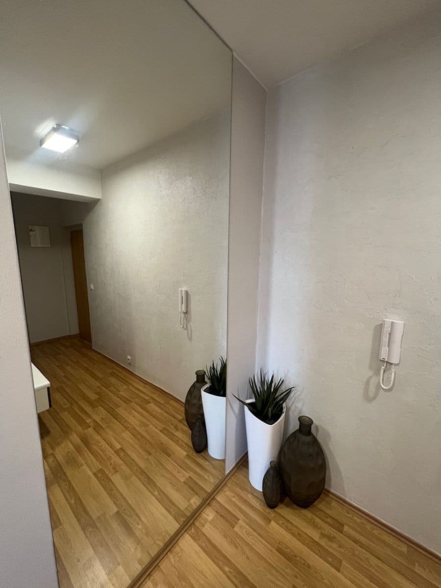 Pronájem bytu 2+kk 68 m², Podlesí II, Zlín, Zlínský kraj Pronájem bytu 2+kk 68 m², Podlesí II, Zlín, Zlínský kraj