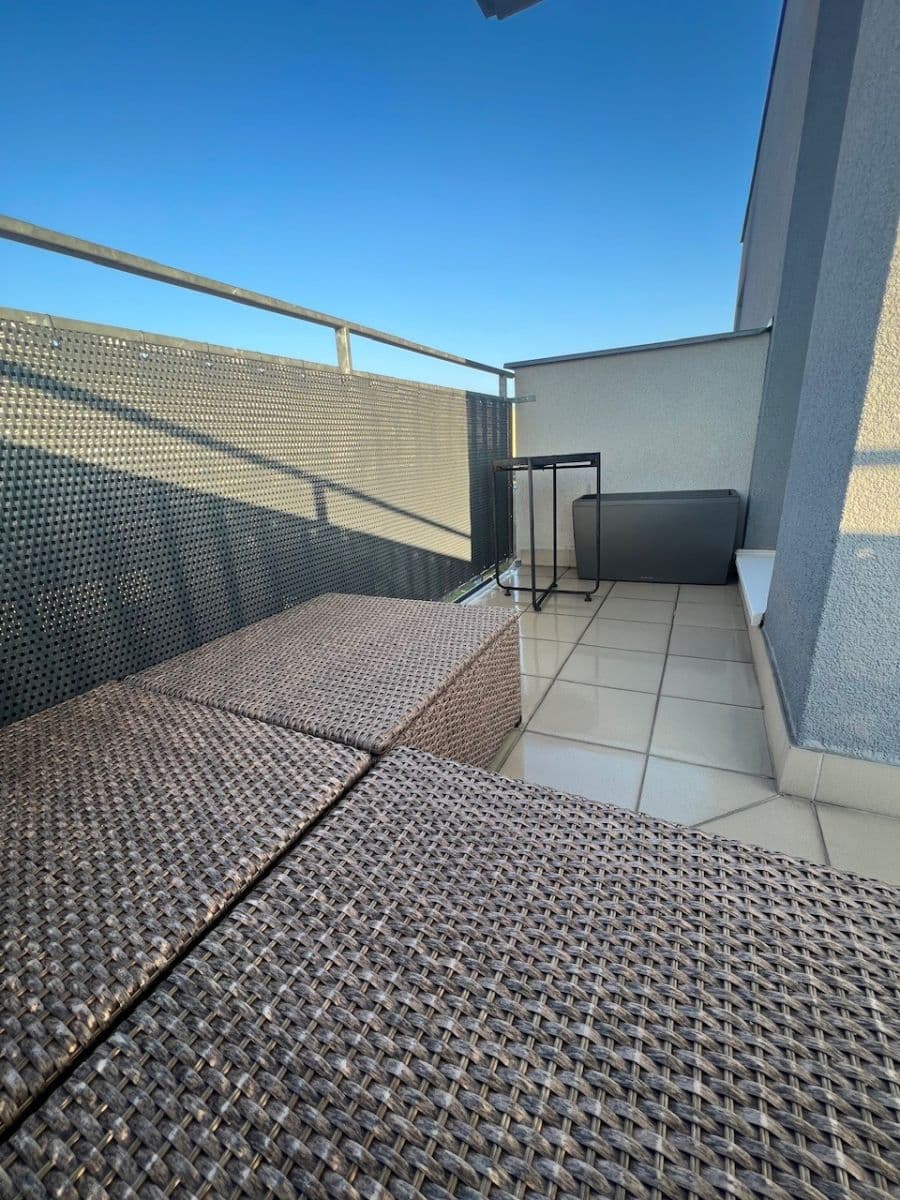 Pronájem bytu 2+kk 68 m², Podlesí II, Zlín, Zlínský kraj Pronájem bytu 2+kk 68 m², Podlesí II, Zlín, Zlínský kraj