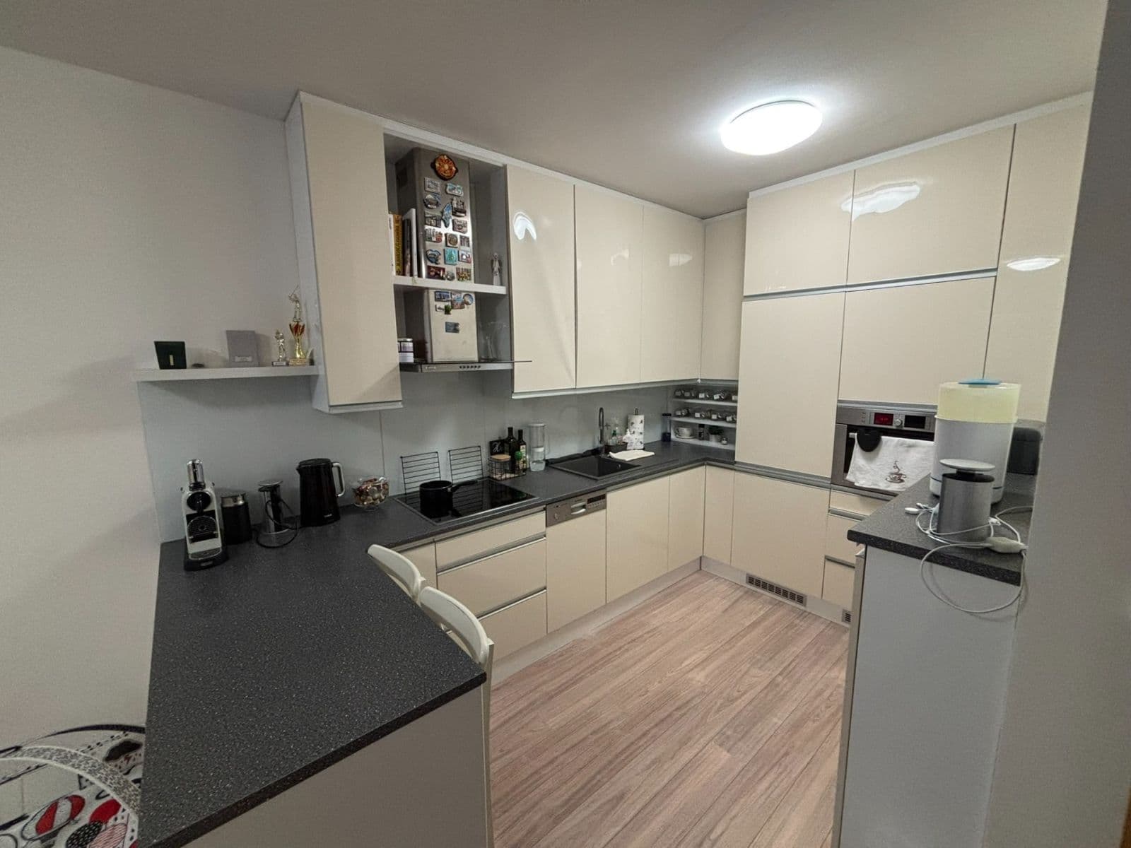 Prodej bytu 2+kk 54 m², V Dolině, Praha, Praha Prodej bytu 2+kk 54 m², V Dolině, Praha, Praha