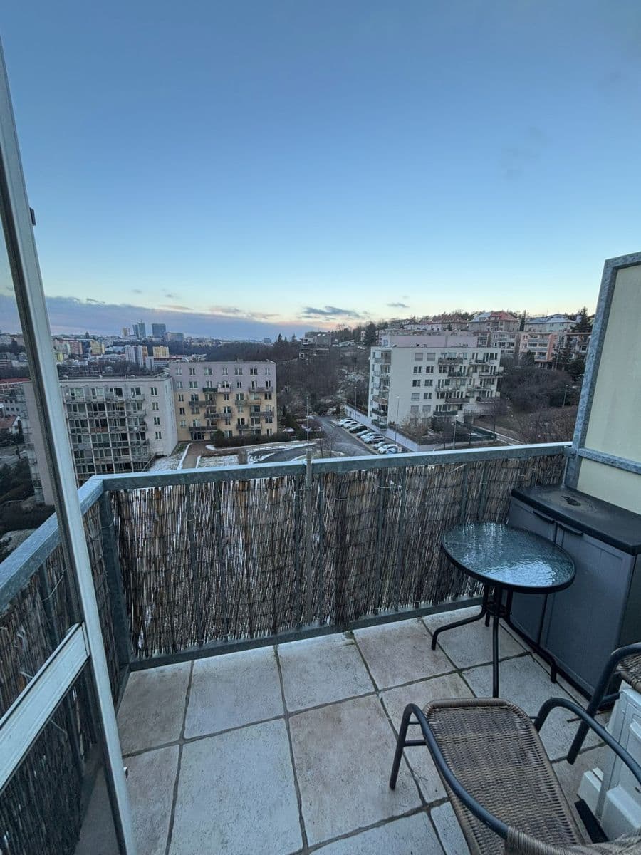 Prodej bytu 2+kk 54 m², V Dolině, Praha, Praha Prodej bytu 2+kk 54 m², V Dolině, Praha, Praha