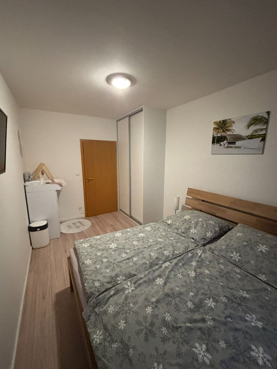 Prodej bytu 2+kk 54 m², V Dolině, Praha, Praha Prodej bytu 2+kk 54 m², V Dolině, Praha, Praha