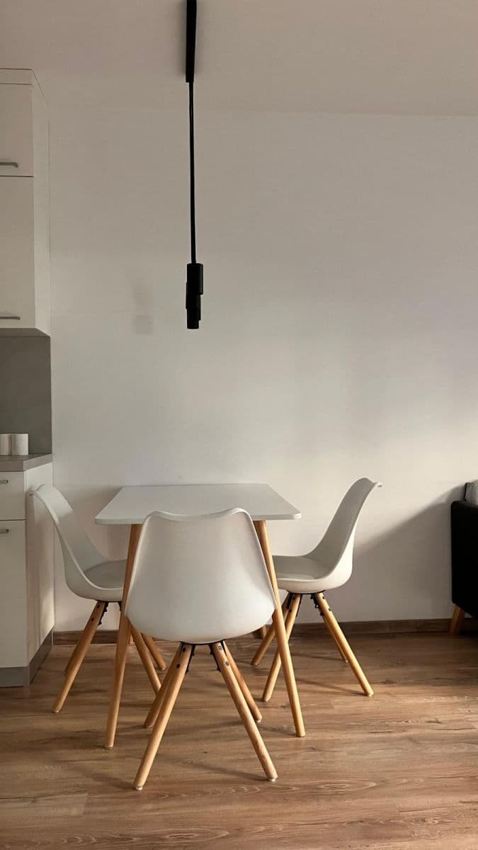 Pronájem bytu 2+1 44 m², Hraničná, Ružinov, Bratislavský kraj Pronájem bytu 2+1 44 m², Hraničná, Ružinov, Bratislavský kraj