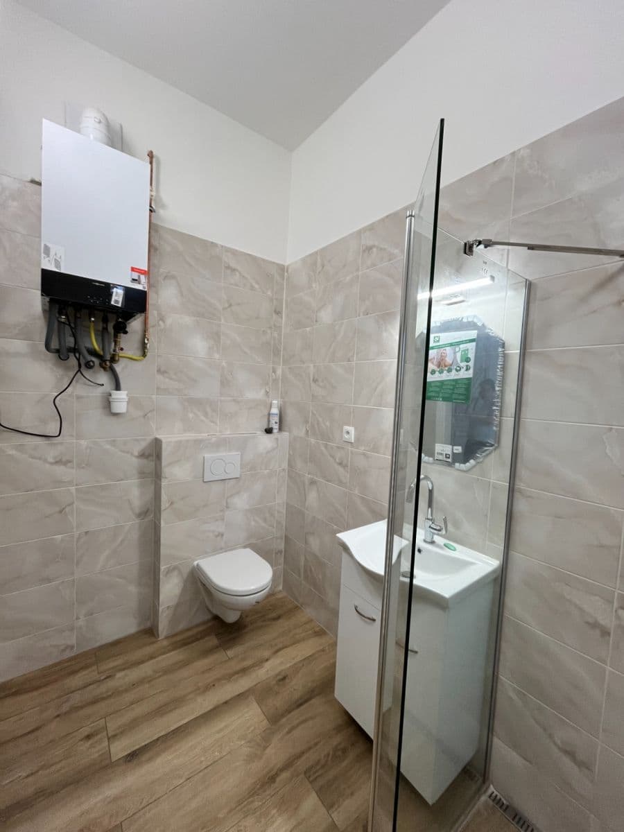 Pronájem bytu 3+1 100 m², Bratislava - mestská časť Staré Mesto, Bratislavský kraj Pronájem bytu 3+1 100 m², Bratislava - mestská časť Staré Mesto, Bratislavský kraj