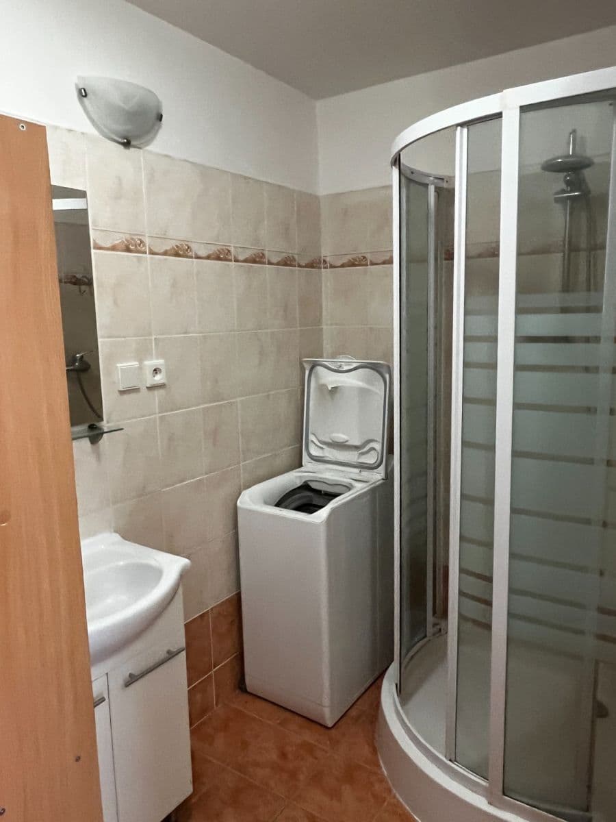 Pronájem bytu 2+kk 51 m², Čs. armády, Kladno, Středočeský kraj Pronájem bytu 2+kk 51 m², Čs. armády, Kladno, Středočeský kraj