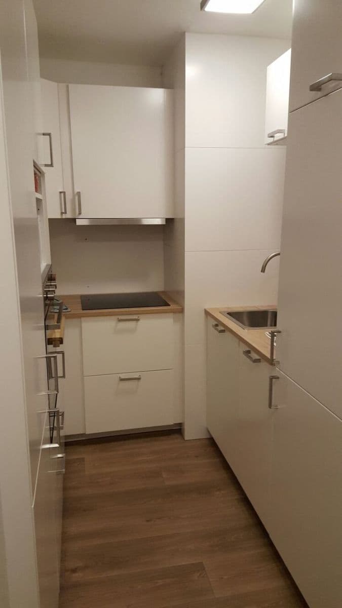 Pronájem bytu 2+1 38 m², Zdiměřická, Praha, Praha Pronájem bytu 2+1 38 m², Zdiměřická, Praha, Praha