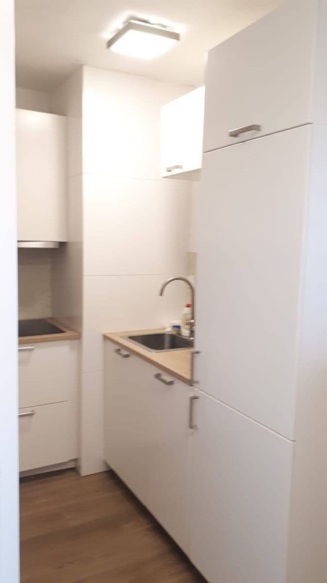 Pronájem bytu 2+1 38 m², Zdiměřická, Praha, Praha Pronájem bytu 2+1 38 m², Zdiměřická, Praha, Praha