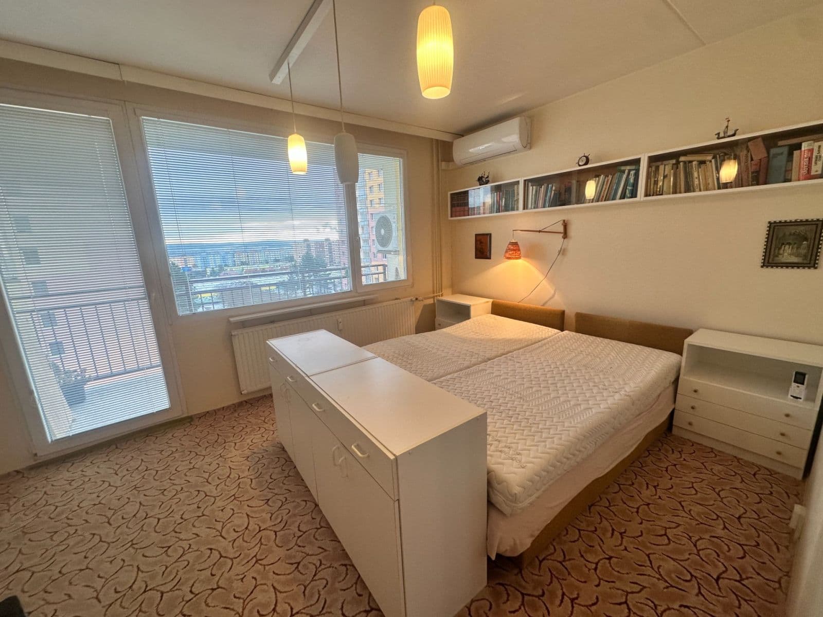 Pronájem bytu 4+1 103 m², Manětínská, Plzeň, Plzeňský kraj Pronájem bytu 4+1 103 m², Manětínská, Plzeň, Plzeňský kraj