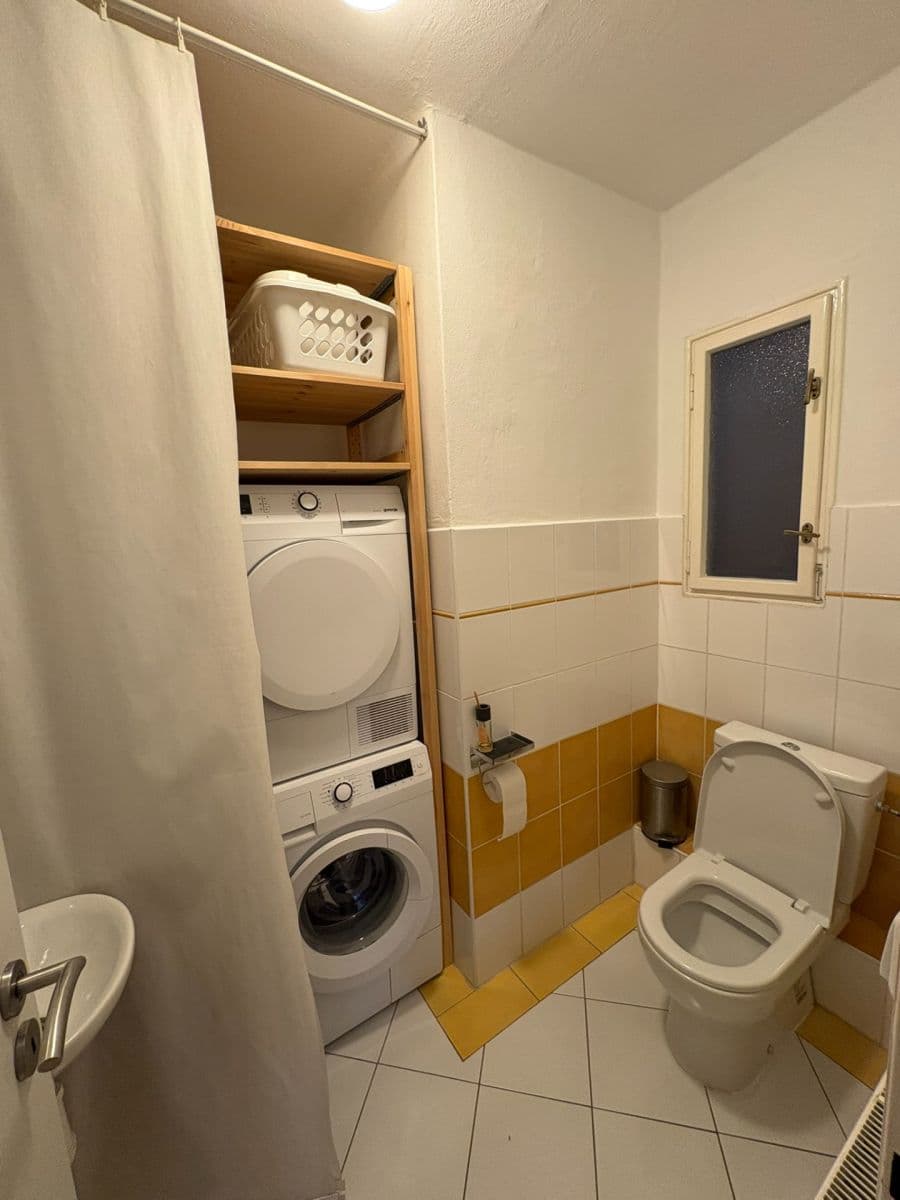 Pronájem bytu 4+1 100 m², Hradeckých, Praha, Praha Pronájem bytu 4+1 100 m², Hradeckých, Praha, Praha