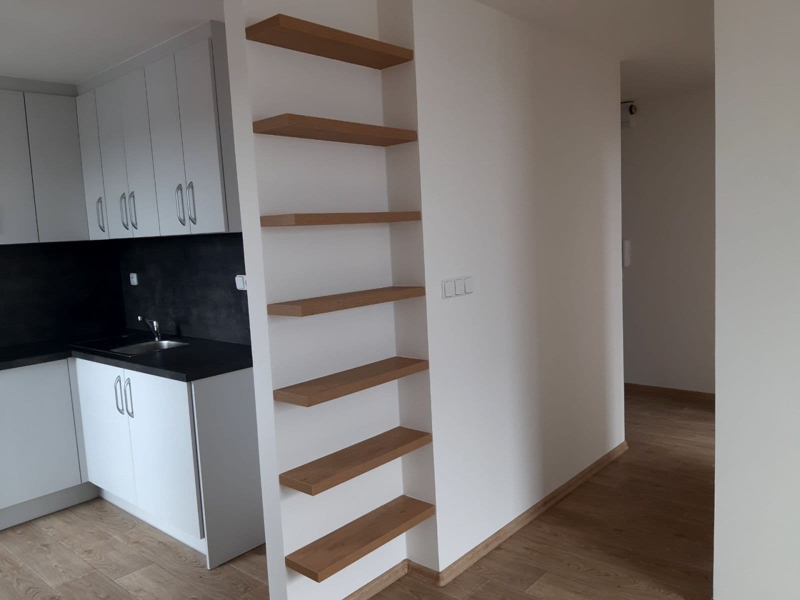 Pronájem bytu 2+kk 45 m², Palackého, Český Brod, Středočeský kraj Pronájem bytu 2+kk 45 m², Palackého, Český Brod, Středočeský kraj