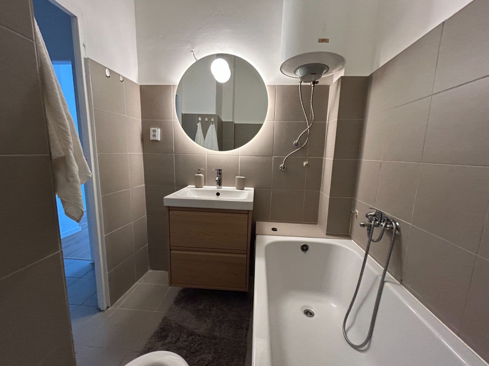 Prodej bytu 1+kk 32 m², Kolbenova, Praha, Praha Prodej bytu 1+kk 32 m², Kolbenova, Praha, Praha