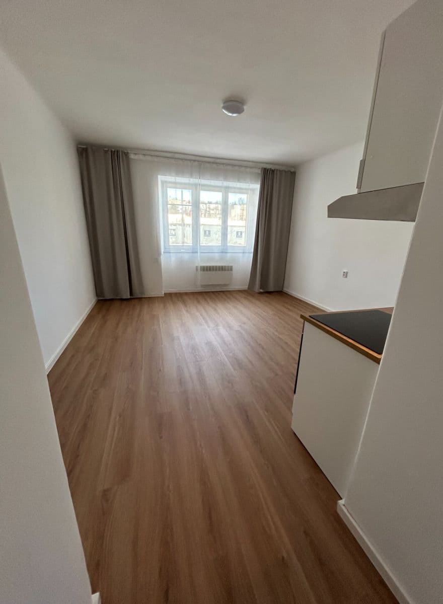 Prodej bytu 1+kk 32 m², Kolbenova, Praha, Praha Prodej bytu 1+kk 32 m², Kolbenova, Praha, Praha