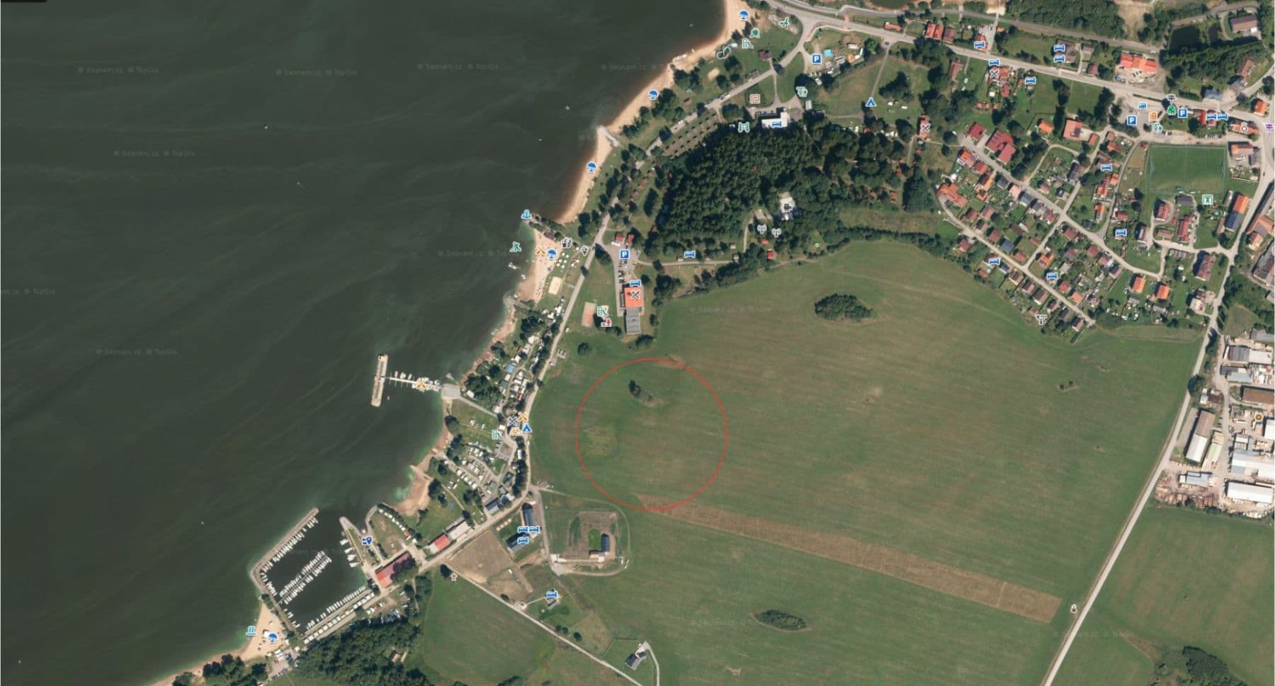 Prodej pozemku 1.893 m², Černá v Pošumaví, Jihočeský kraj Prodej pozemku 1.893 m², Černá v Pošumaví, Jihočeský kraj