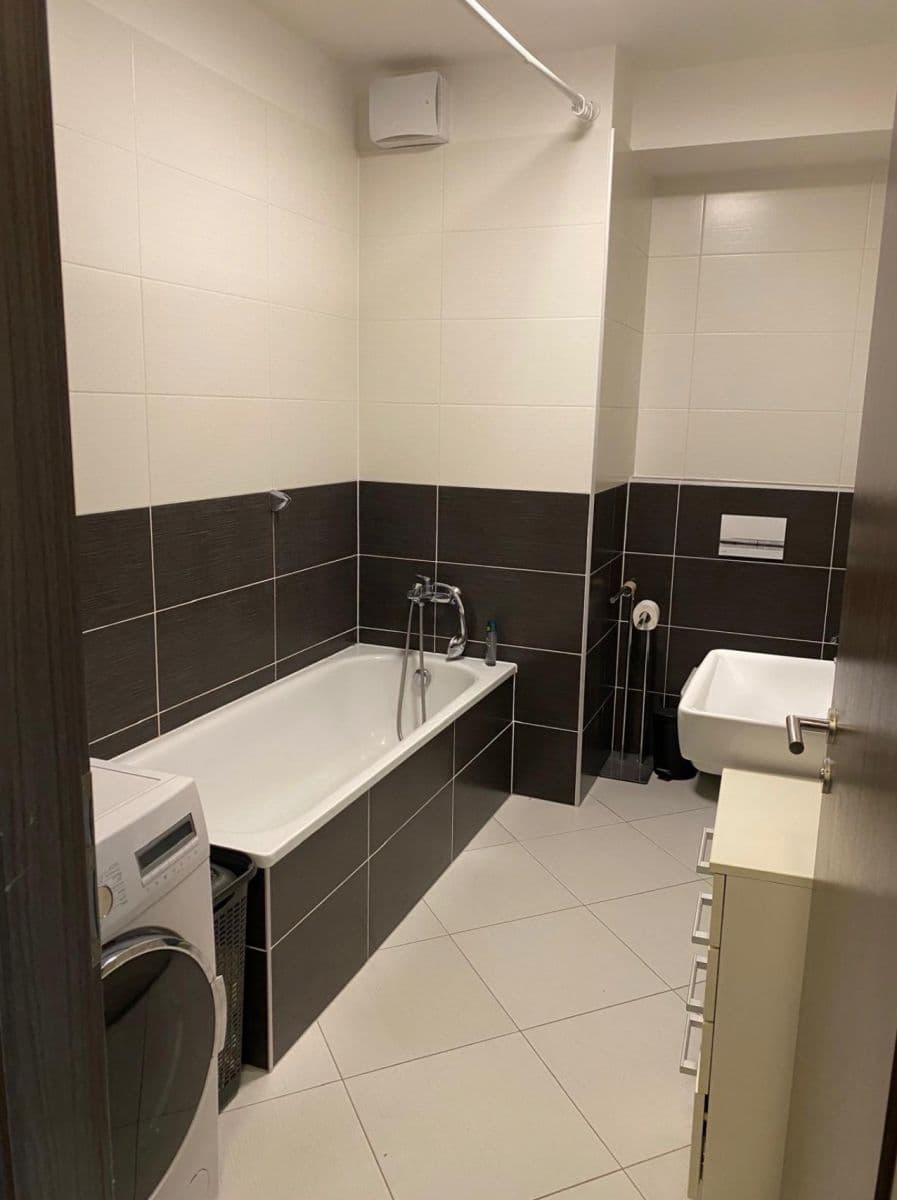Pronájem bytu 2+kk 53 m², Honzíkova, Praha, Praha Pronájem bytu 2+kk 53 m², Honzíkova, Praha, Praha
