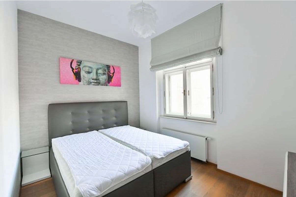 Pronájem bytu 3+kk 96 m², Staropramenná, Praha, Praha Pronájem bytu 3+kk 96 m², Staropramenná, Praha, Praha