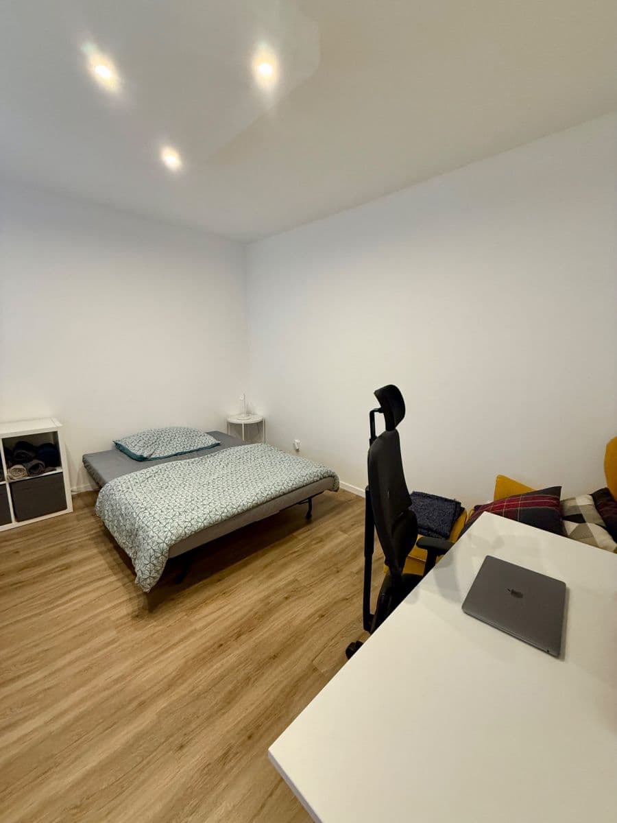 Pronájem bytu 3+1 75 m², Ke Strašnické, Praha, Praha Pronájem bytu 3+1 75 m², Ke Strašnické, Praha, Praha