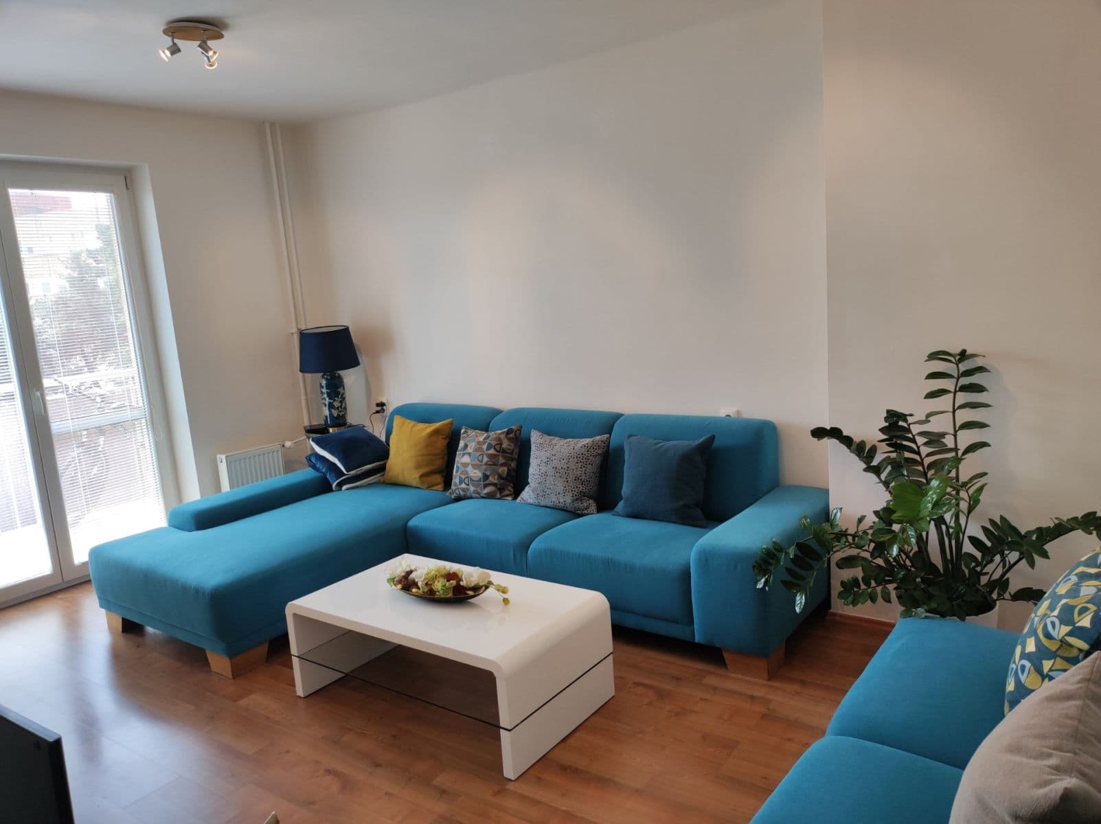 Pronájem bytu 1+kk 37 m², Nábrežie arm. gen. Ludvíka Svobodu, Bratislava - mestská časť Staré Mesto, Bratislavský kraj Pronájem bytu 1+kk 37 m², Nábrežie arm. gen. Ludvíka Svobodu, Bratislava - mestská časť Staré Mesto, Bratislavský kraj