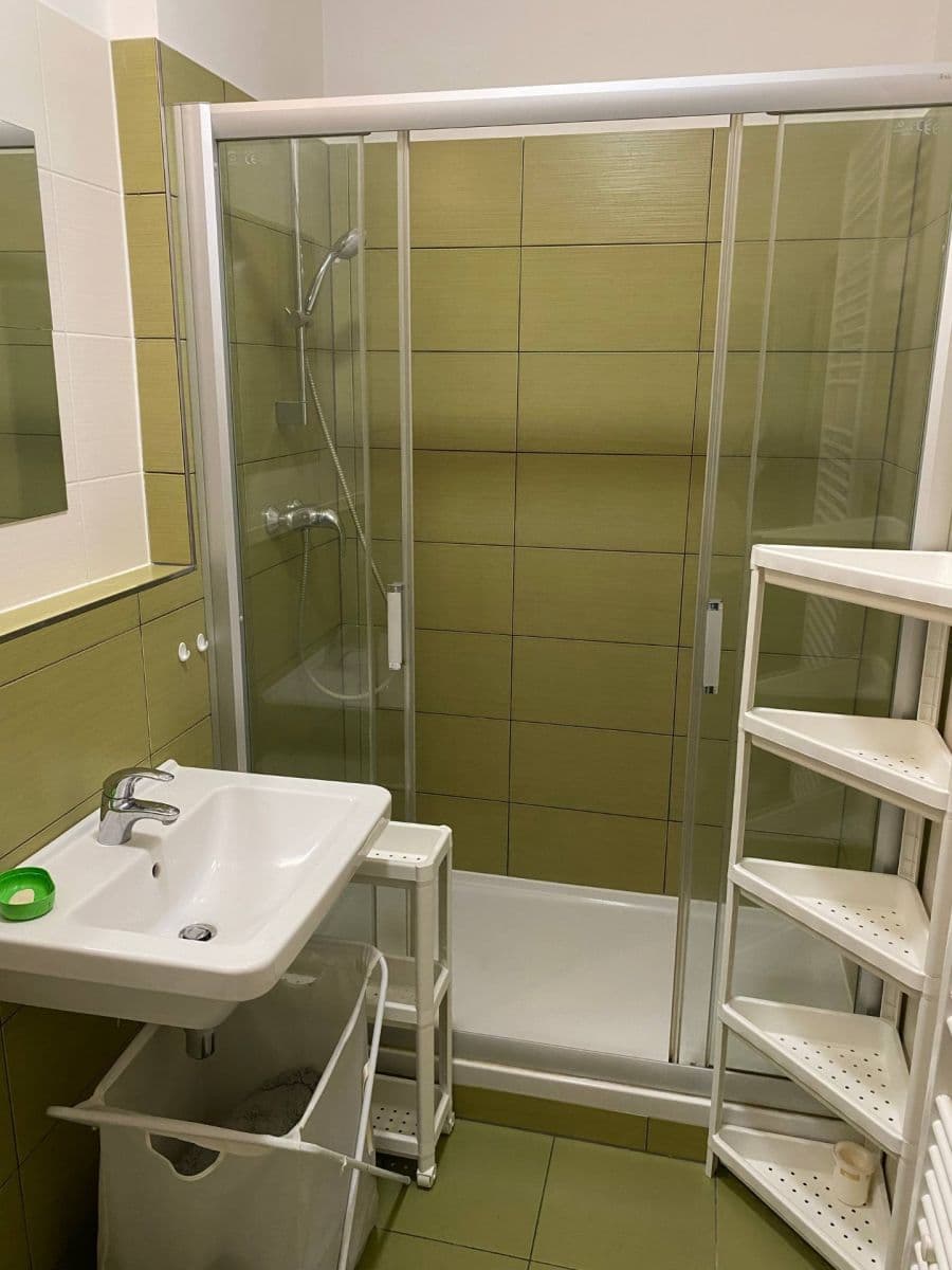 Pronájem bytu 1+kk 38 m², Sousedíkova, Praha, Praha Pronájem bytu 1+kk 38 m², Sousedíkova, Praha, Praha